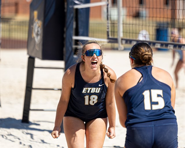 ETBU wins two on final day of ETBU Beach Classic